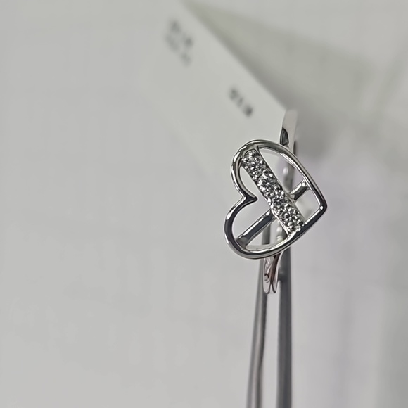 Silver Gold Plated Heart Ring - Picture 1 of 3